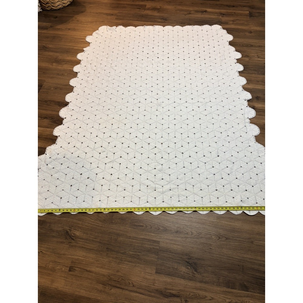 Vintage Ivory Cream Hand Made Crocheted Popcorn Star Bedspread/Bedcover 73 x84